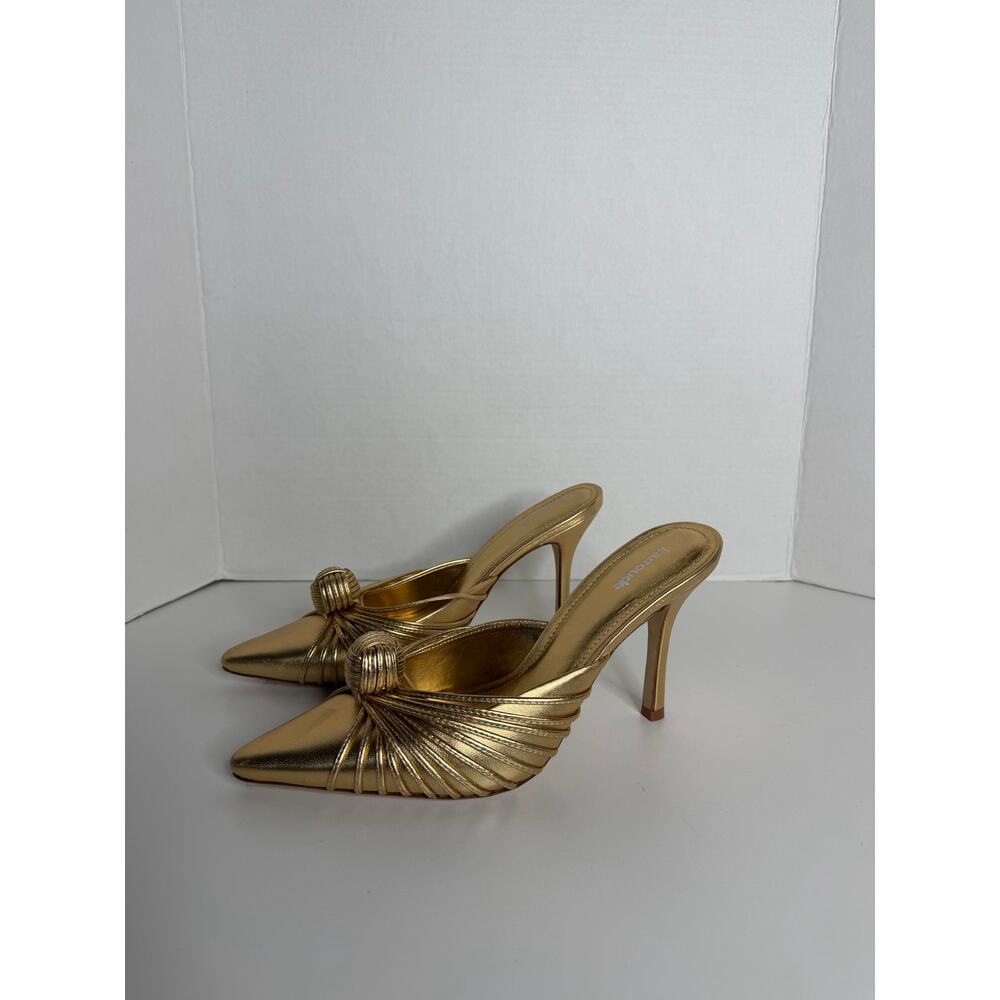 Larroude Womens Gold Metallic Mules High Heels Pointed Toes Size 9